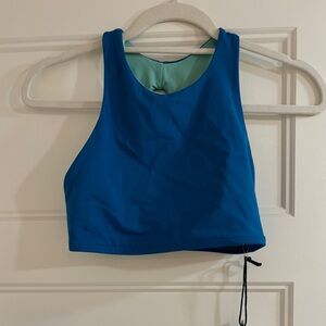 Jolyn Gwen sport/swim Blue High-Neck Women's Crop Top